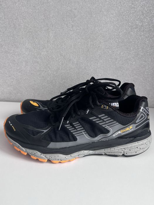 Продам кроссовки Mile Pro