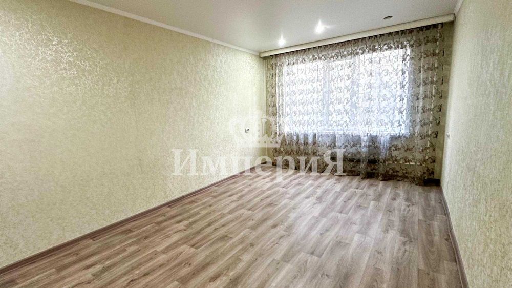 Продам 3 ком кв в ; мкрн Алишер Империя