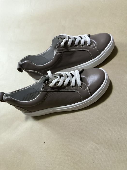 Pantofi piele naturala marime 38