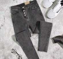 В наличии шикарные джинсы DENIM