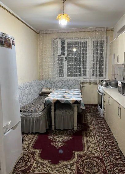 Супер цена!Квартира на Госпиталка 4/9/9 общ пл 115м,балкон 3*4