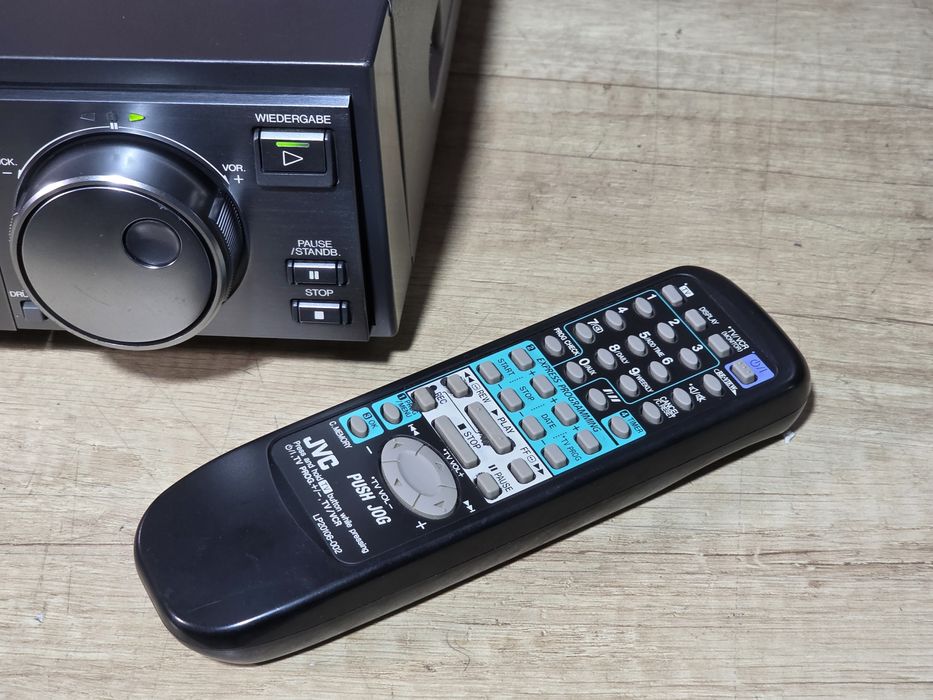 Video player JVC HR-S5800 EG, super vhs, vcr recorder , telecomanda