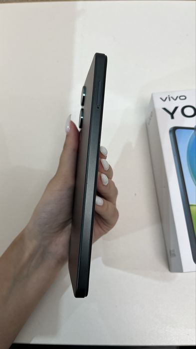 Vivo/Y04 зелёный цвет