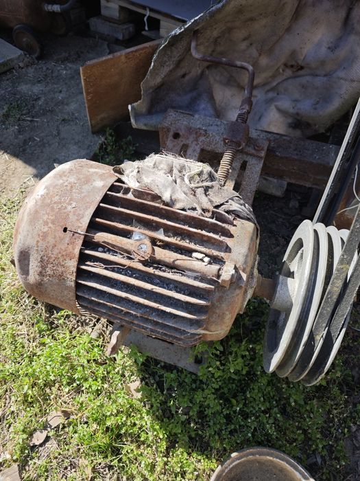 Фуражомелка с допълнителни барабани