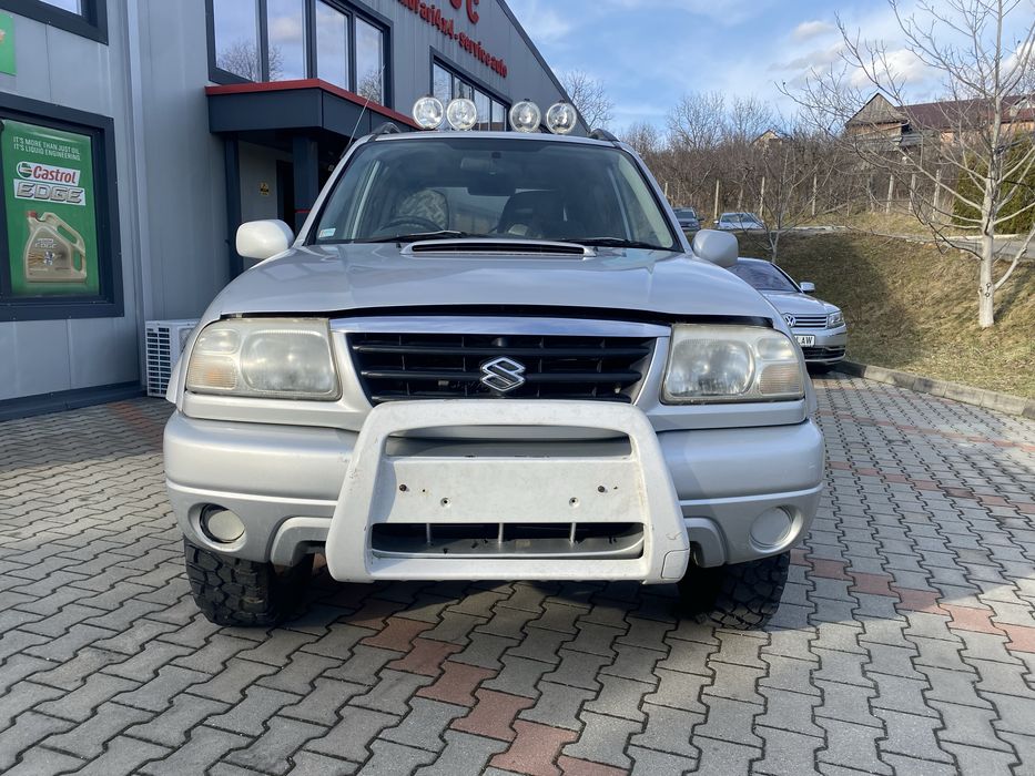 Dezmembrez / piese Suzuki Grand Vitara
