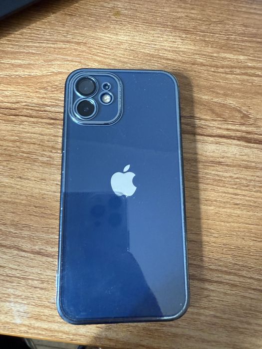 iPhone 12 син 128 gb