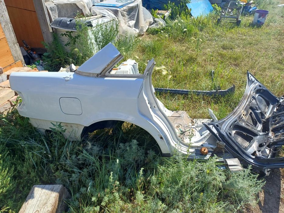 Продаётся запчасти на Ауди