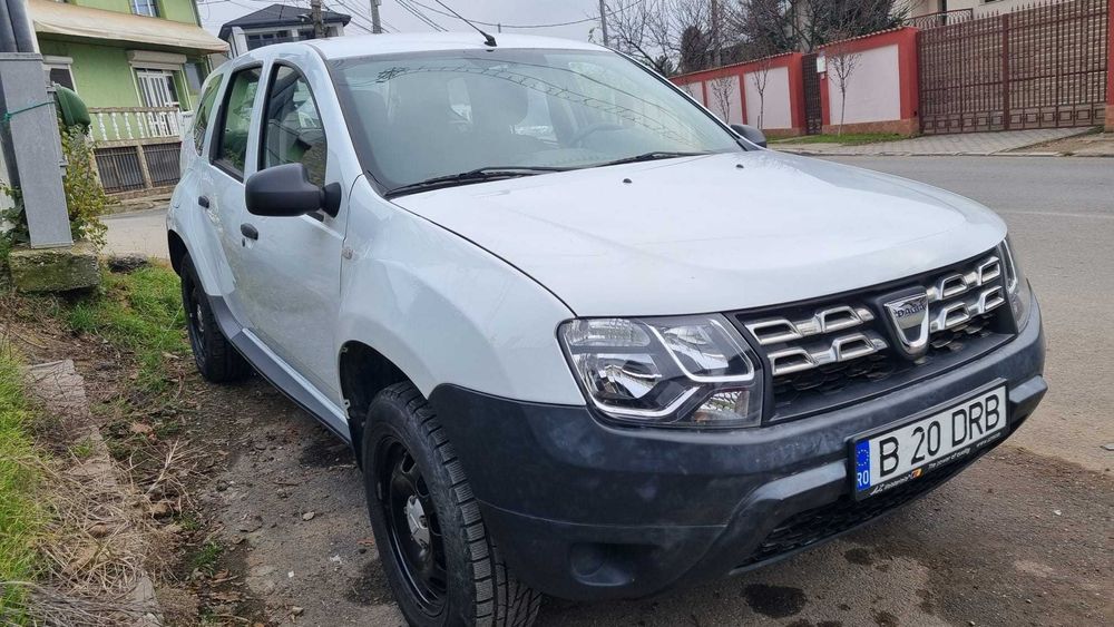 Dacia DUSTER 4X4  - 69000 km reali, prim proprietar.
