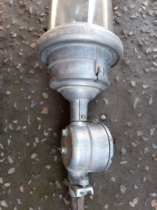 ВЗРЫВОЗАЩИЩЕННЫЕ СВЕТИЛЬНИКИ ВЗГ-200 АМС 

Светильник взрывозащищенный