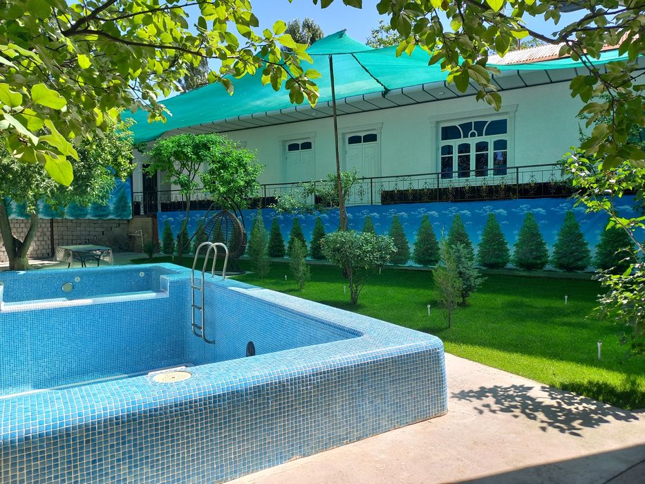 Dacha oq tosh sentr