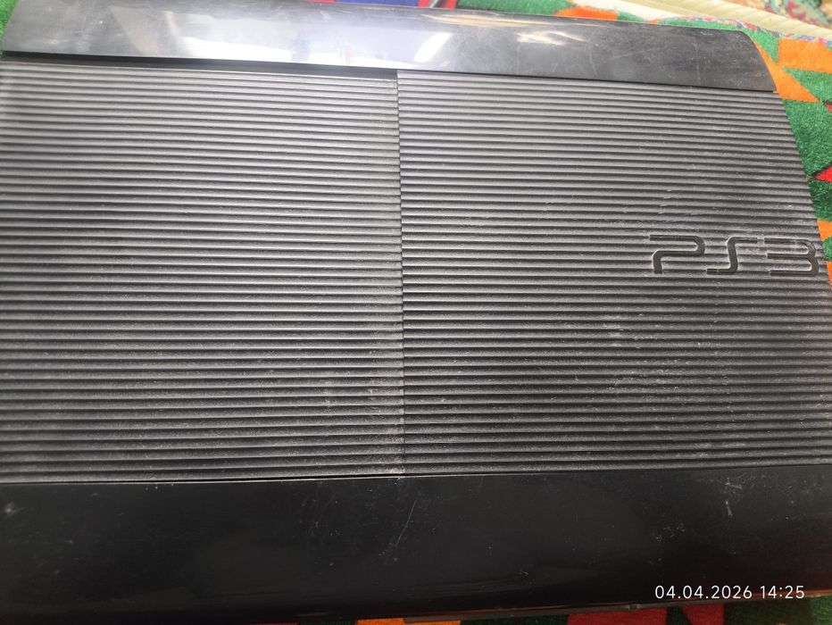 Playstation 3 жасап тур