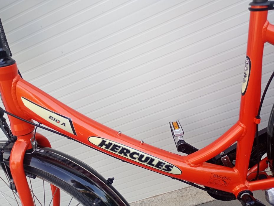 Bicicletă damă/copii,roți 26,cu 7 vit,frână la picior,ca Nouă !
