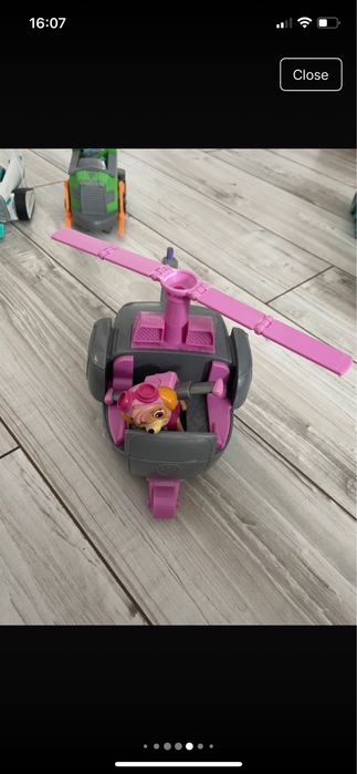 Set Patrula Catelusilor 5 vehicule si figurine
