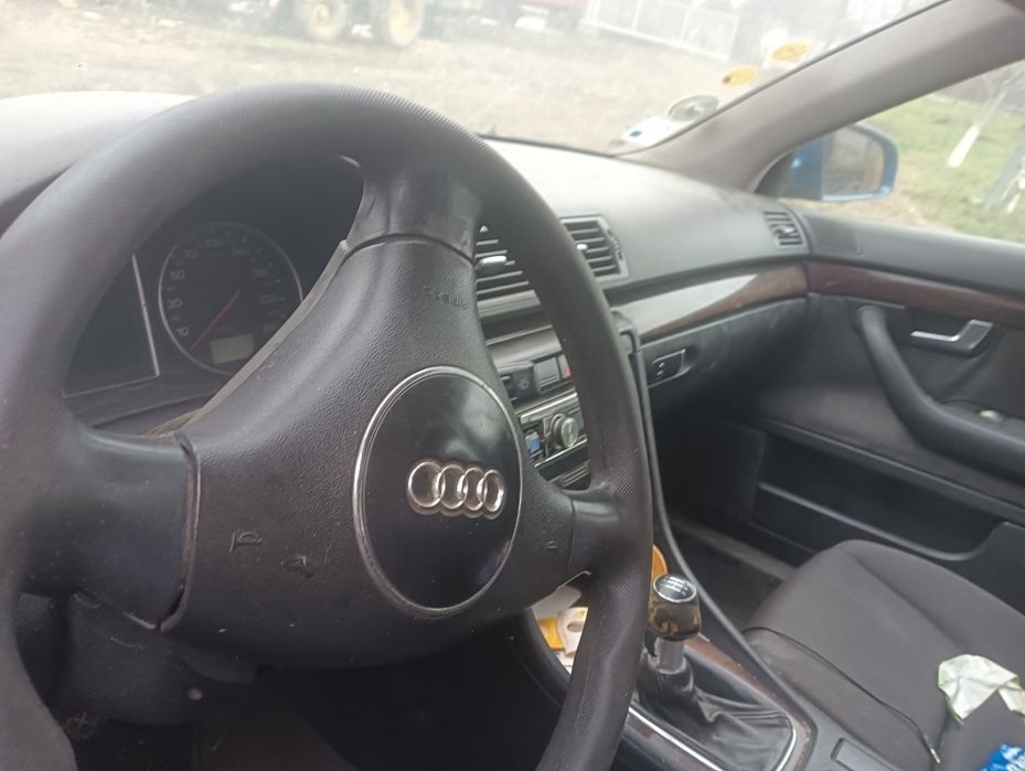 Audi A4 2002 radiat