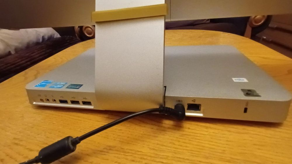 Настолен компютър Lenovo IdeaCentre A720