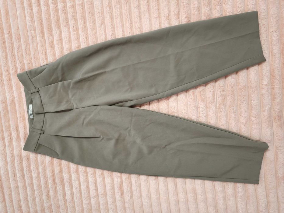 Дамски панталон в страхотен цвят