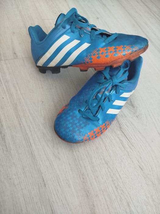 Футболни обувки Адидас 31