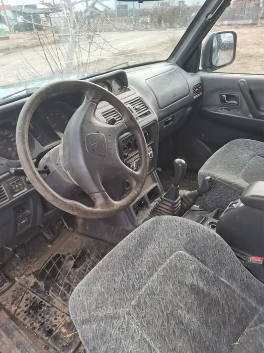 MITSUBISHI Pajero 1997 — imagine 5
