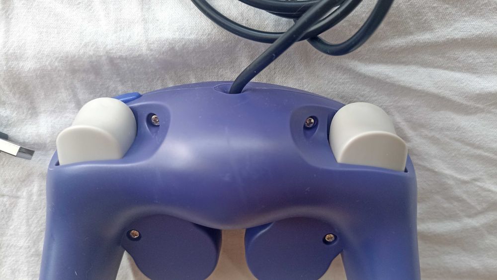 Контролер Nintendo GameCube за компютър