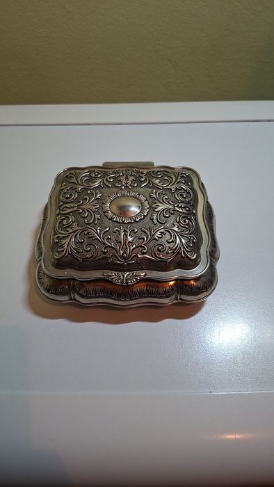 Bomboniera metal