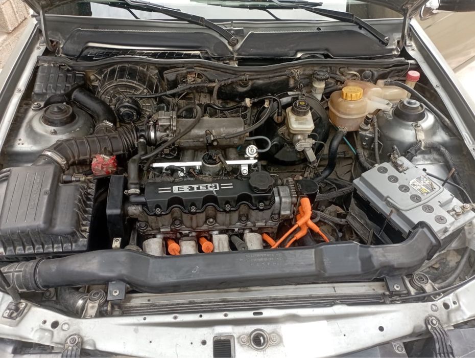 Автомобиль некси 2