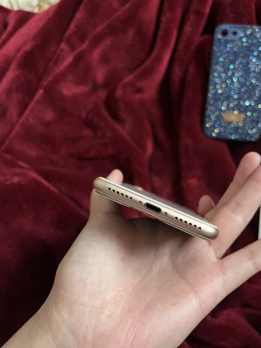 Продается iphone 8, Розовый, в идальном состоянии
