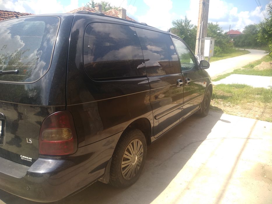 Киа Карнавал на части