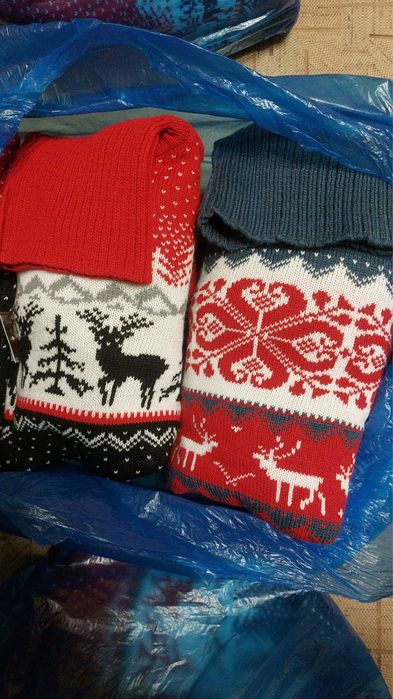 Свитера новогодние