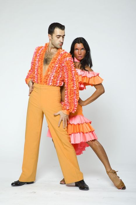 Костюми за танци, шоу