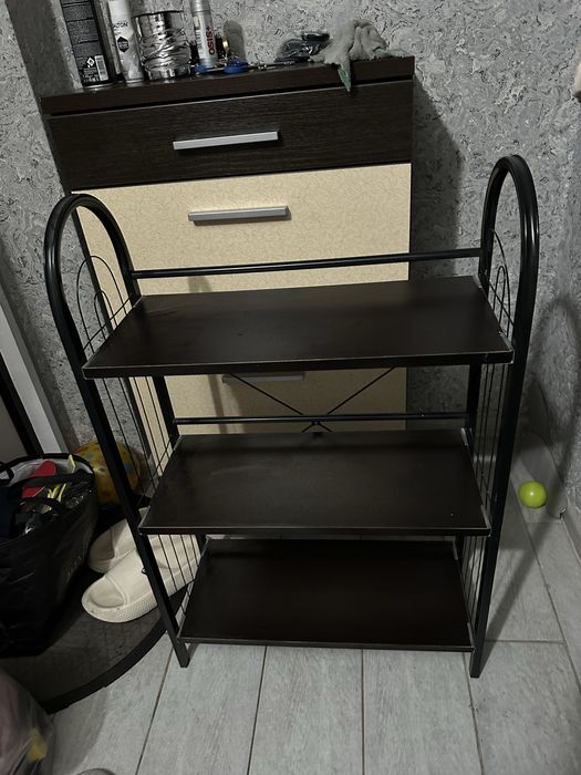 Продам комод с обувницей