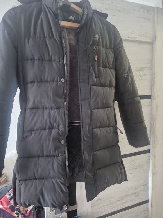 Продам куртки на мальчика