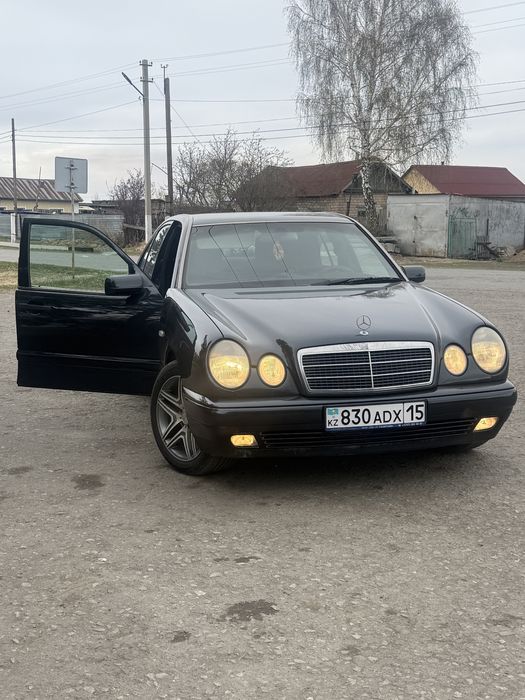 Продам мерседес е280