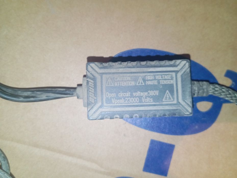 Передние фары ксенон