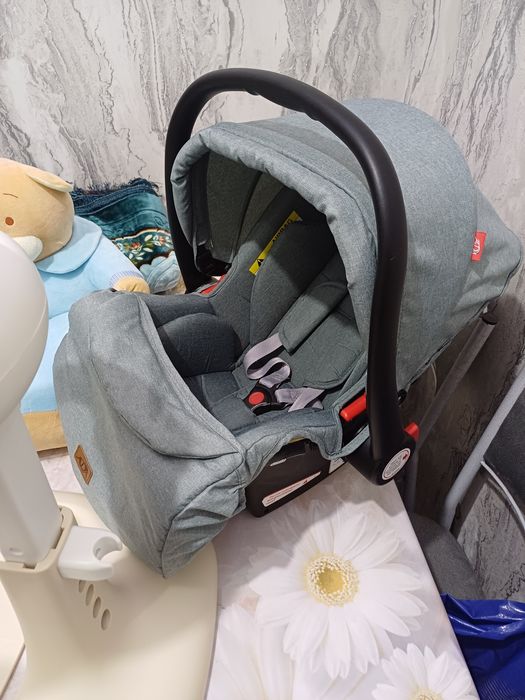 Продаётся фирменный авто люлька новый