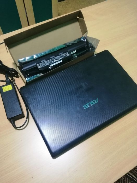 Asus Core i5. Новая батарея.