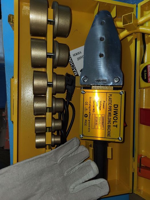 Diwolt sitraitilni dazmol orginali nasatkalari ichida 220 volda ishlay