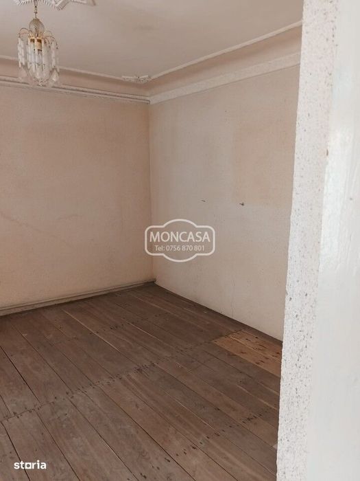 Casa batraneasca zona Popa Sapca, cu teren 1335 mp