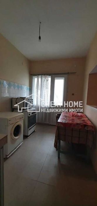 Дава се под наем Етаж от къща в Търговище, Център - 120 кв.м за 248.88 € - Снимка #4