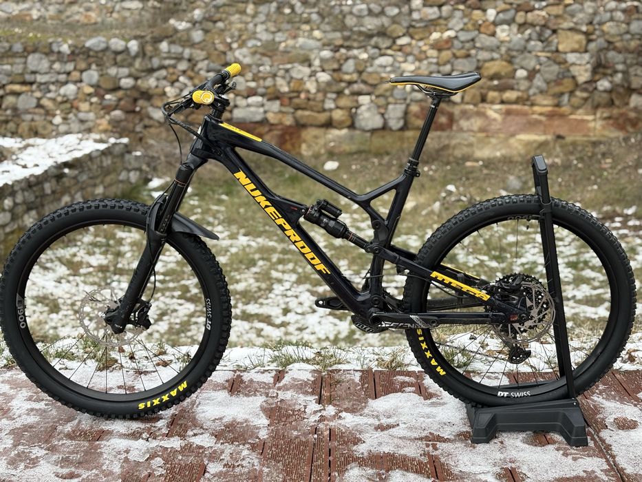 Nukeproof Mega Pro Carbon Enduro