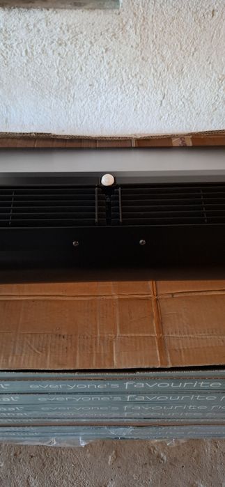 Flowair SLIM-W 150 (9kw) въздушна завеса с топла и студена вода