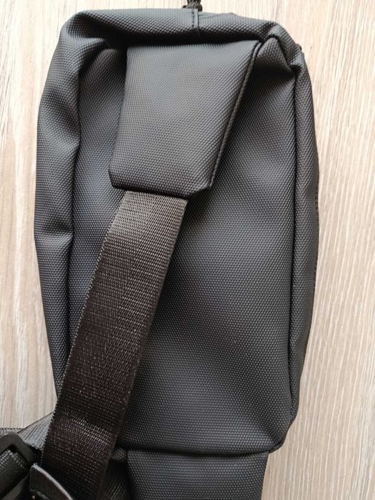 мъжка чанта за кръст/през рамо