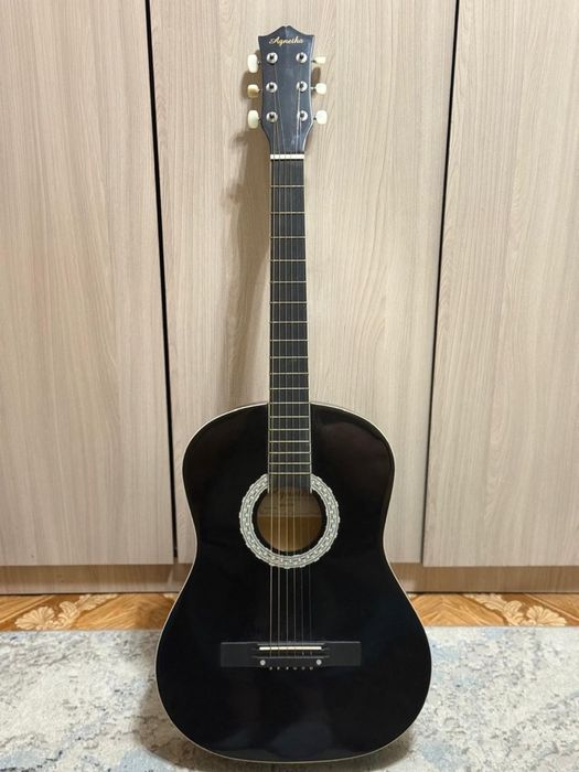 Гитара новая продается