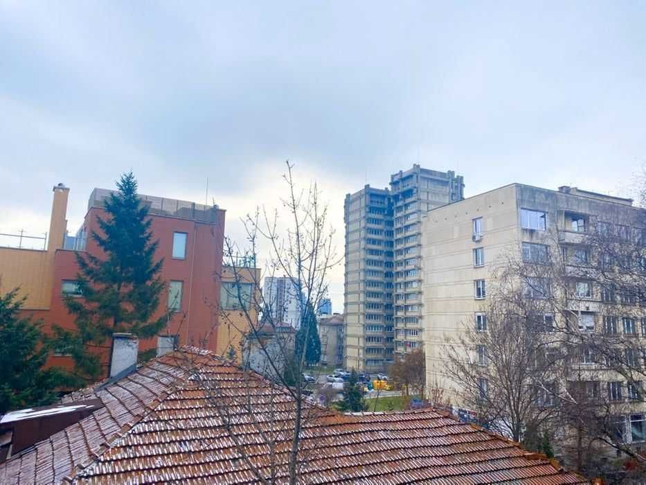 Продава се Тристаен апартамент в София, Изток - 180 кв.м за 1278 €/кв.м - Снимка #5