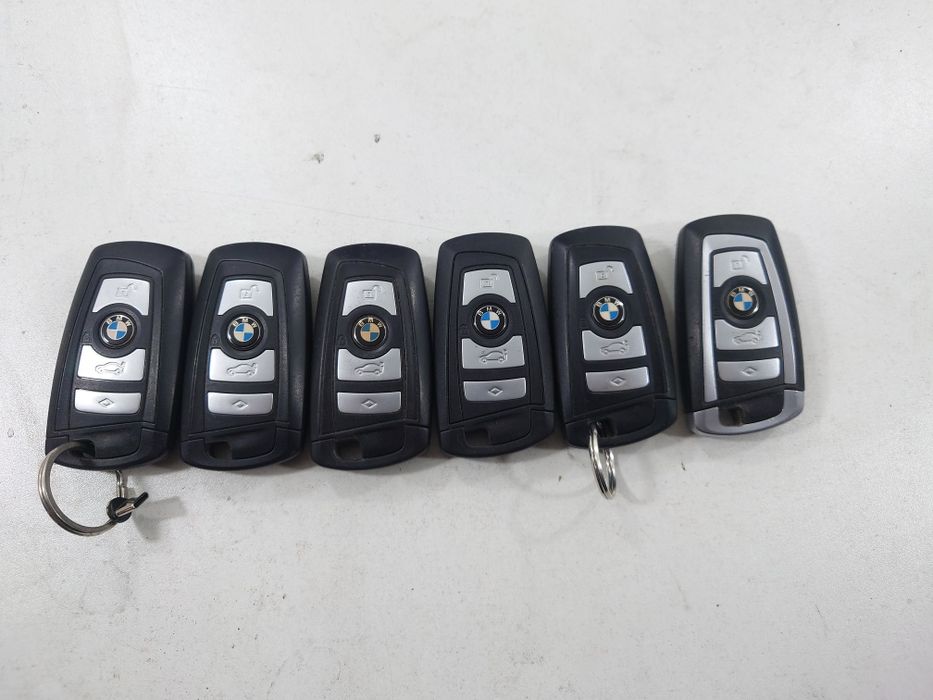 Ключ за БМВ Е87 Е90 Е91 Е92 Е93 Е60 Е61 Е70 **