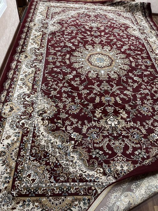 Gilam sotiladi razmer 3x5