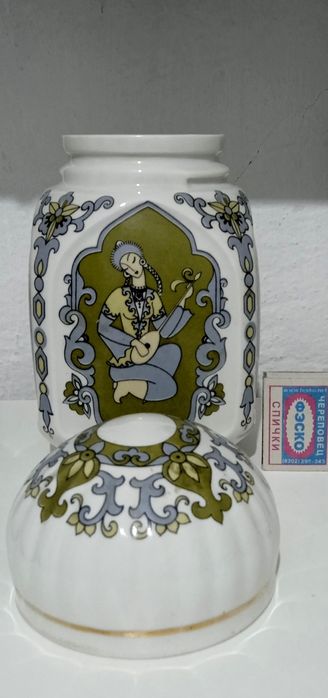 Чайница/ Кофейница. Фарфор.