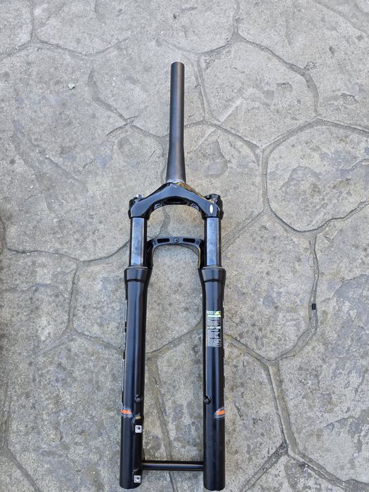 Furca bicicleta în stare foarte buna