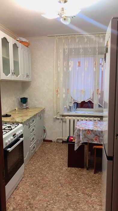 Продам двух комнатную квартиру