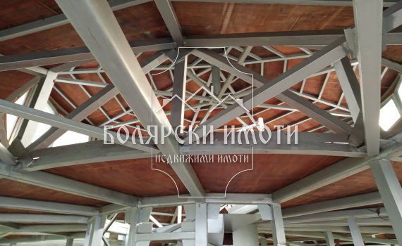 Продава се Къща в Горна Оряховица - 256 кв.м за 1368 €/кв.м - Снимка #8