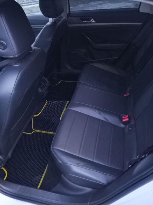 Volkswagen e Lavida 2019